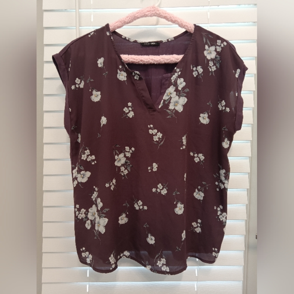 Ladies Batwing Sleeve Top